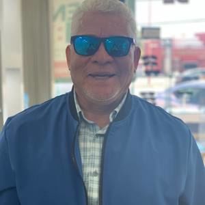 Meet your Posher, Vic